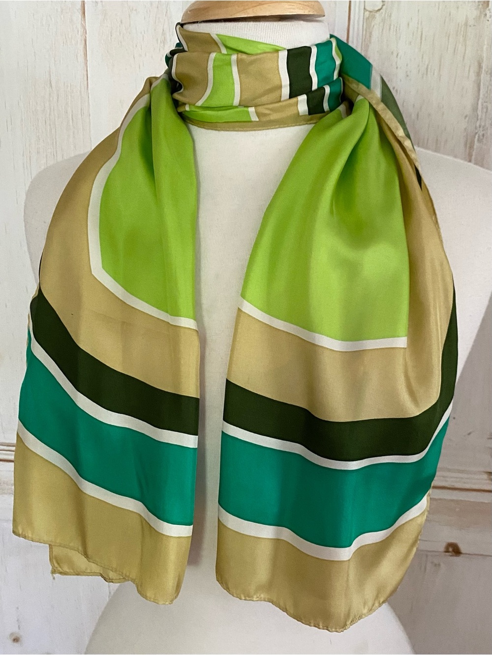 Vintage 100% Silk Scarf Abstract Design - Picture 10 of 10